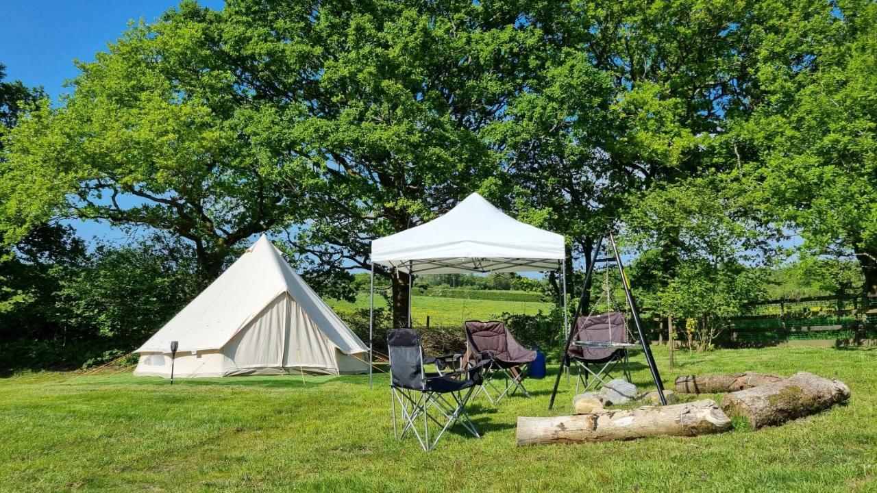 Route 47 Glamping Bell Tents Cross Hands Esterno foto